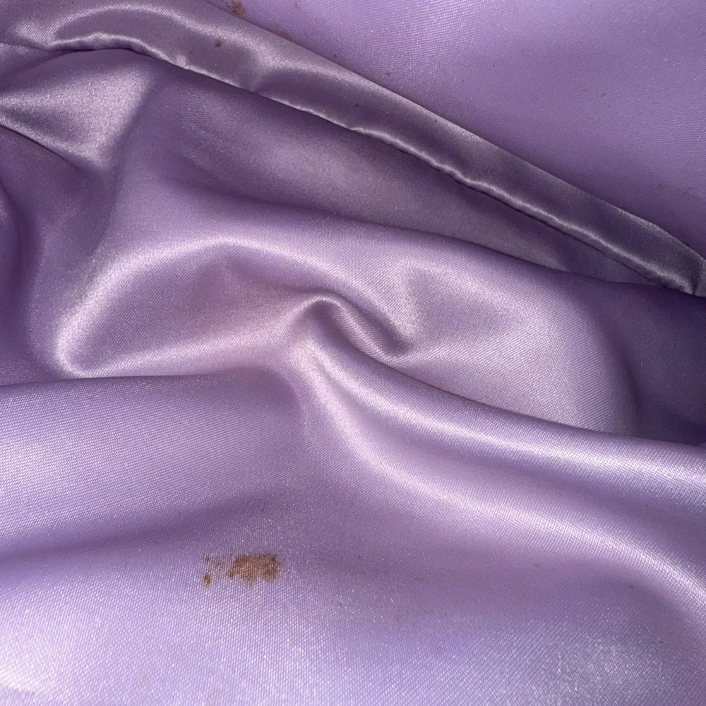 Coach Kisslock Shoulder Bag with Embossed Flowers and Lavender Interior - Picture 10 of 17